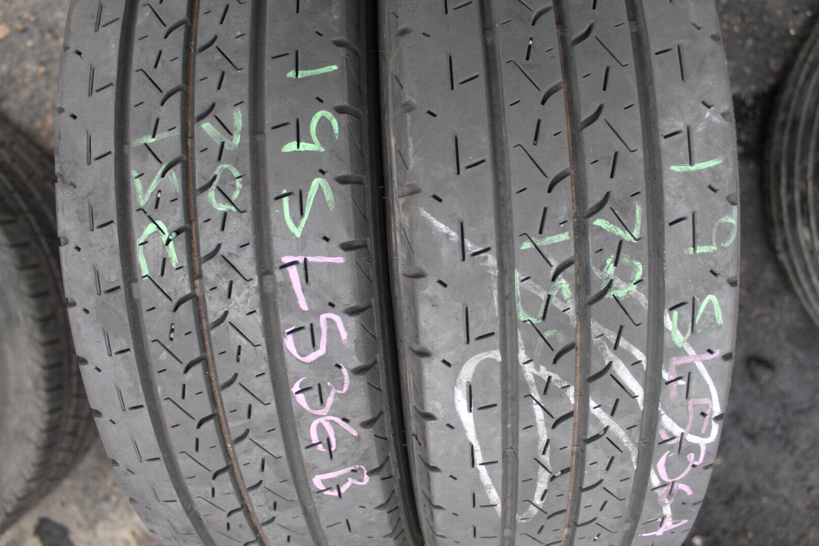 195 70 15c Bridgestone, Duravis R660, 104/102R, x2 A Pair 6.5mm (F1_tyres) L536
