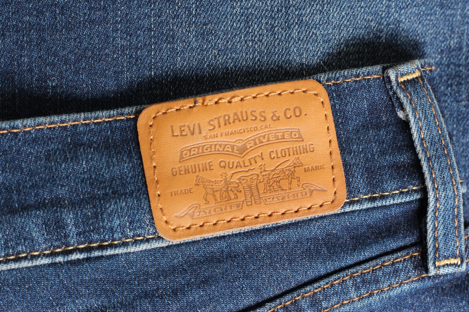 LEVI'S RETRO HIGH SKINNY PREMIUM Big E Jeans Women Size W31 LEVI'S RETRO HIGH SKINNY PREMIUM Big E Jeans Women Size W31