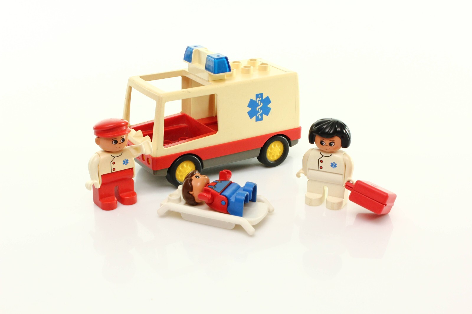 Lego DUPLO Town Hospital Set 2682 Ambulance vintage rare very good 1994 eBay