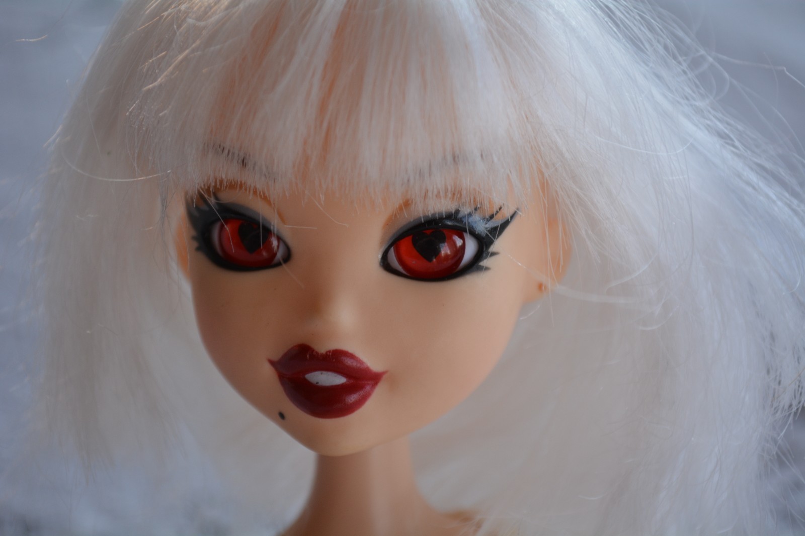 Bratz Bratzillaz Jade J'adore Doll Toy Figure 2012 White Hair Get Wicked Witch