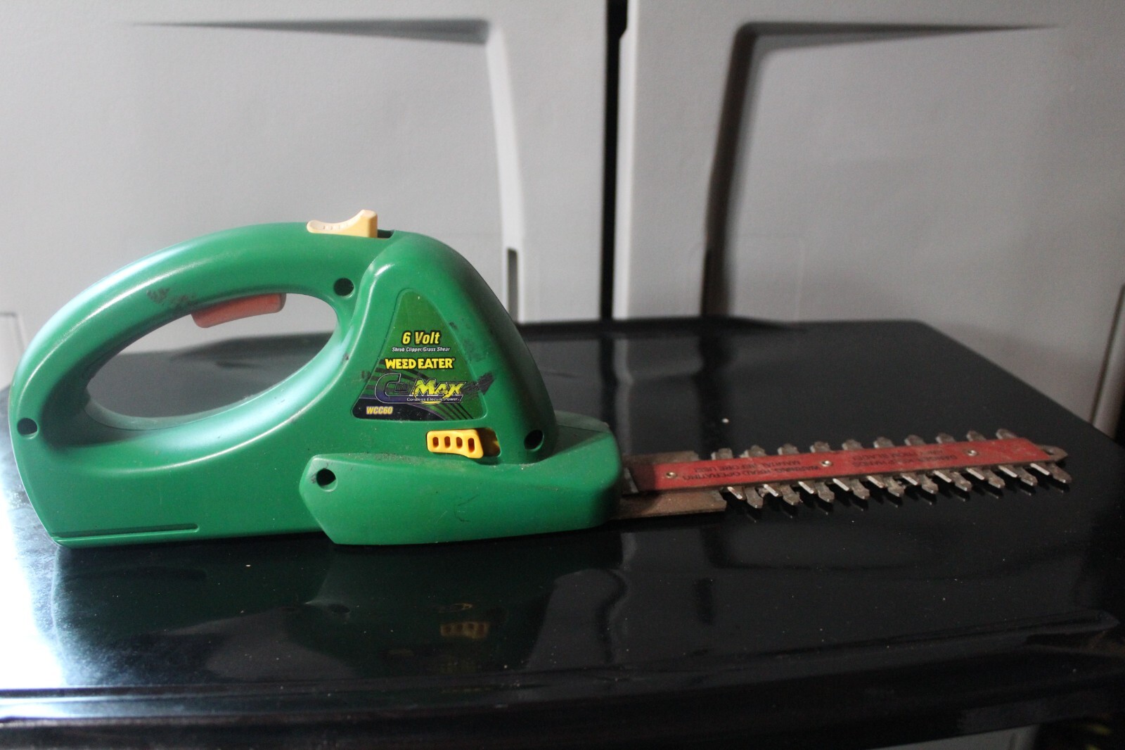 6 volt shrub clipper/grass shear weed max WCC60 For parts 6 volt shrub clipper/grass shear weed max WCC60 For parts