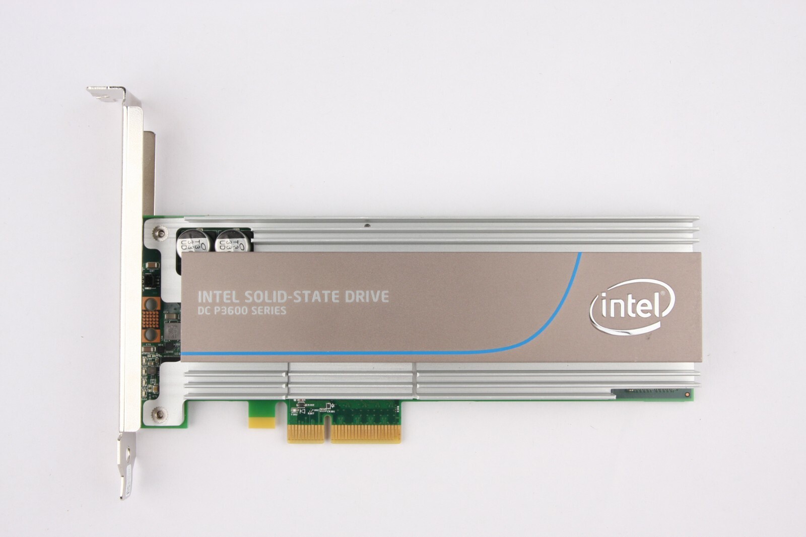 Intel graphic 3600. Intel Solid State Drive. Ремонт Intel SSD U.2.