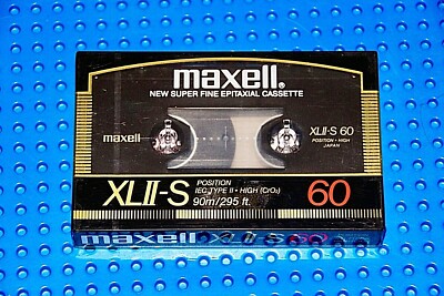 MAXELL XL II-S 60 1986 USA TYPE II BLANK CASSETTE TAPE (1
