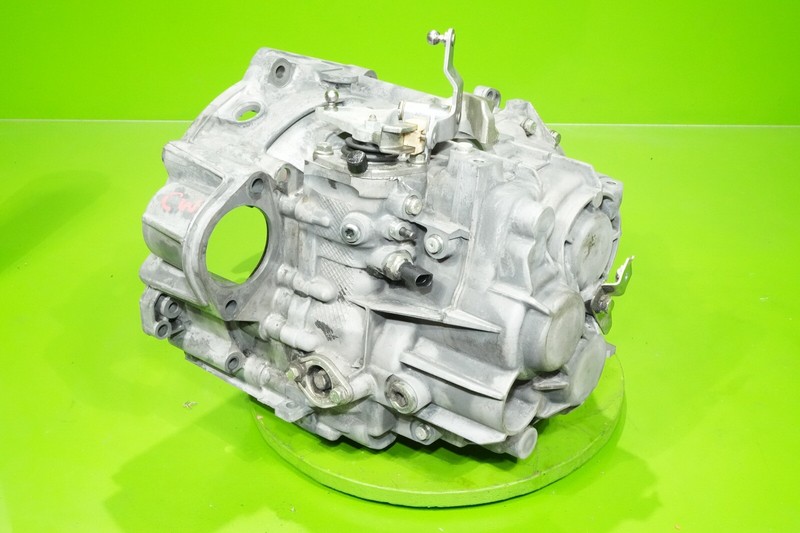 00-06 Audi TT OEM AWD 5 spd MT manual transmission + transfer case Mk1