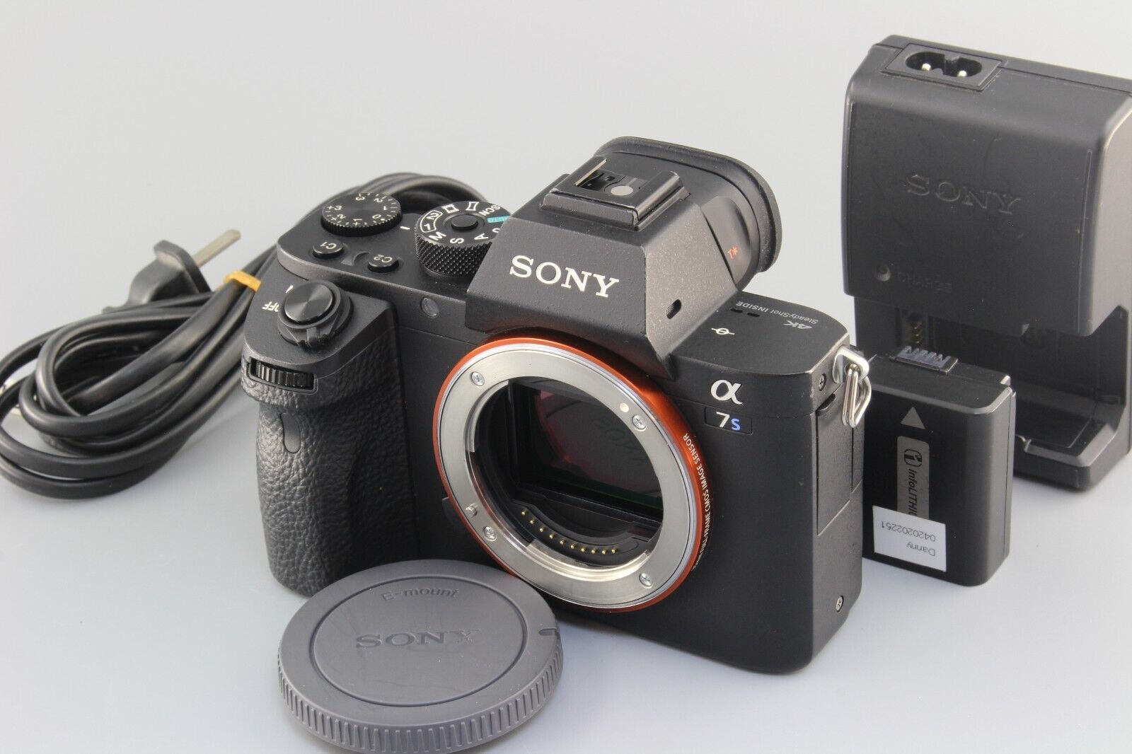 Excellent- SONY α7s II ILCE-7SM2 body only full frame camera Excellent- SONY α7s II ILCE-7SM2 body only full frame camera