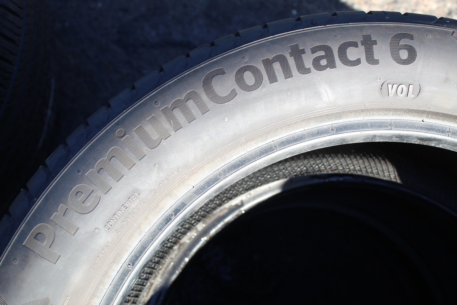 235 50 19 Continental, PC 6, VOL, 99V, x2 A Pair 6.8mm (F1_tyres) L3847
