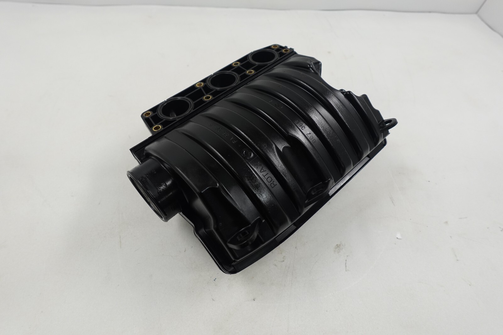 水上オートバイ用 SEADOO GTX WAKE'05 OEM section (Air-Intake-Manifold) parts Used [S6108-06] GTX WAKE'05 OEM (Air-Intake-Manifold) AIR INTAKE MANIFOLD