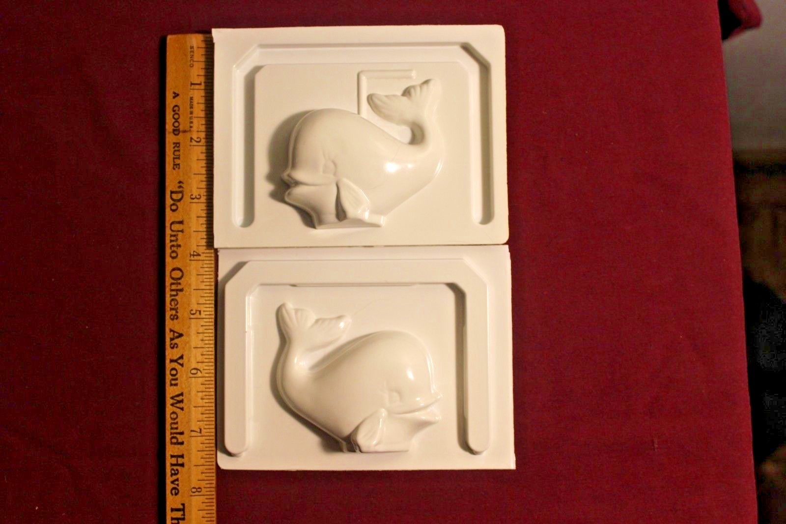 2 Piece Groove Lock Candle Mold Whale