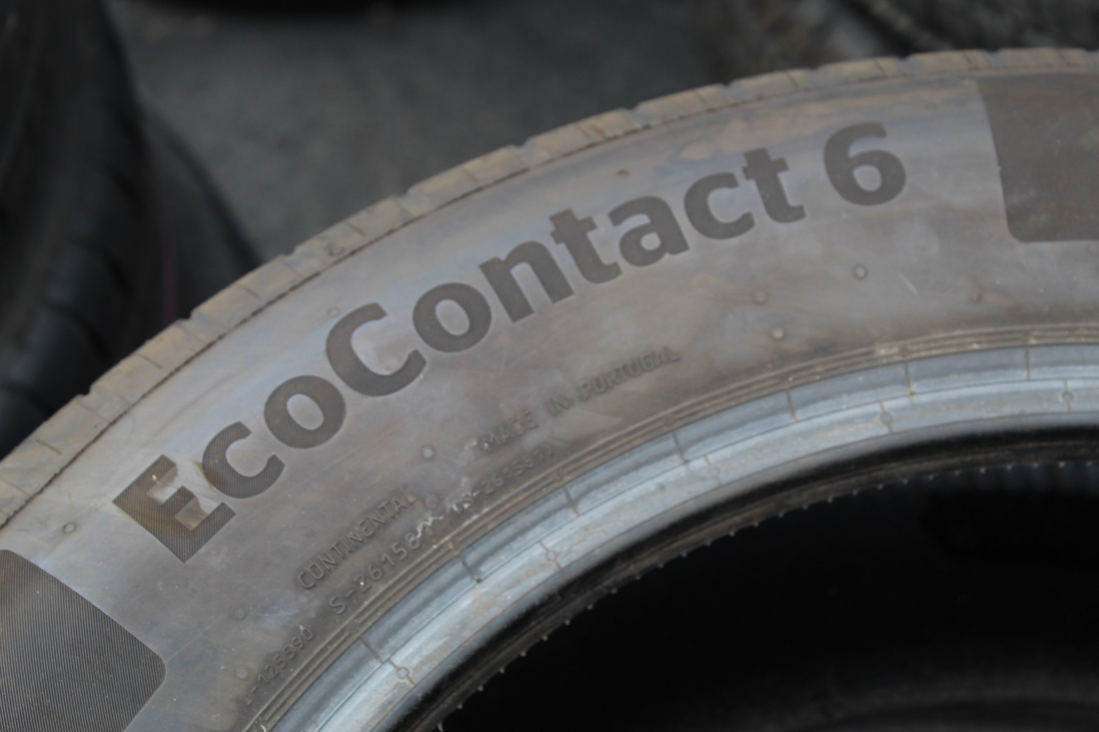 225 60 18 Continental, Eco Contact6 XL 104V, x2 A Pair 4.8mm (F1_tyres) FO L3622