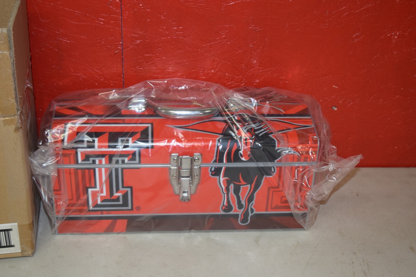Sainty International Art Tool Box Texas Tech 24-108