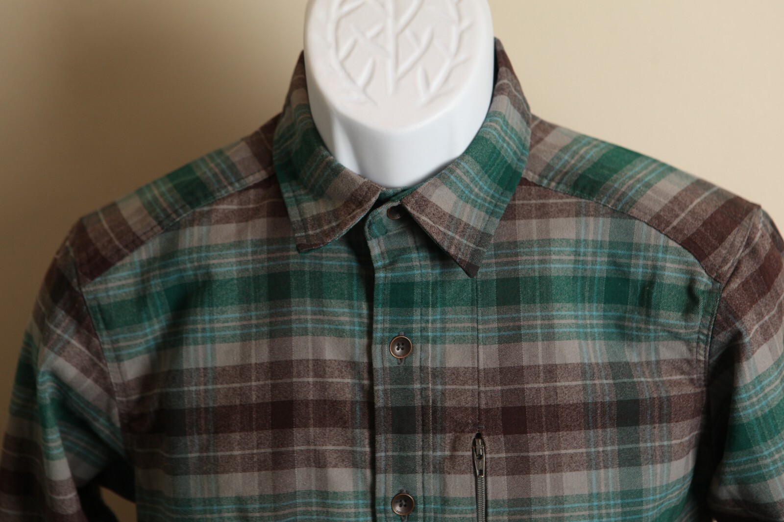 Royal Robbins Men's green and brown plaid Merino Wool Blend flannel shirt Small