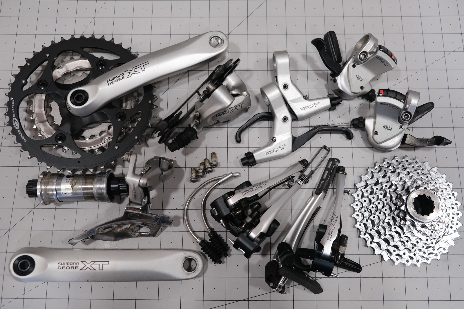 【美品】Shimano Deore XT コンポセット 3x9 Very Clean Shimano Deore XT M750 Group 3x9 Speed Vintage