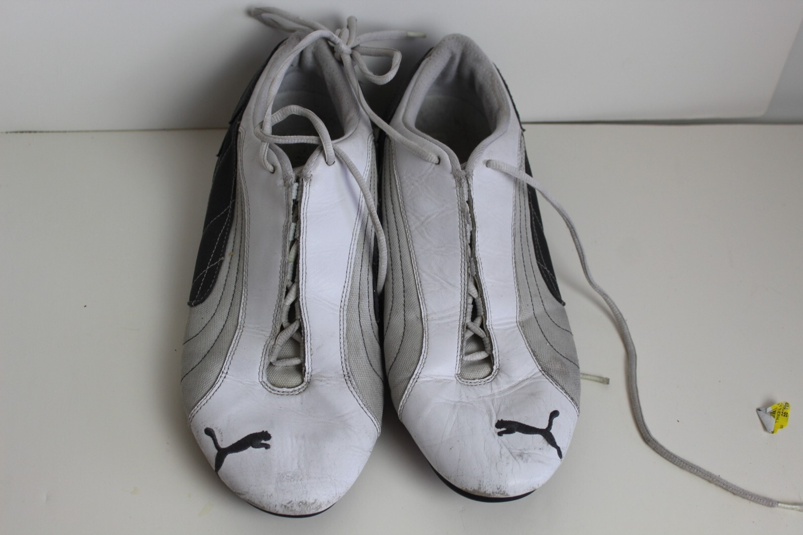 Puma Men's Athletic Shoe Size 13 White and Gray Lace Up