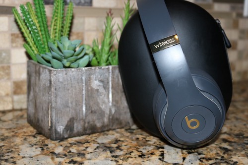 Beats by Dr. Dre Studio3 Headband Wireless Headphones - Shadow gray