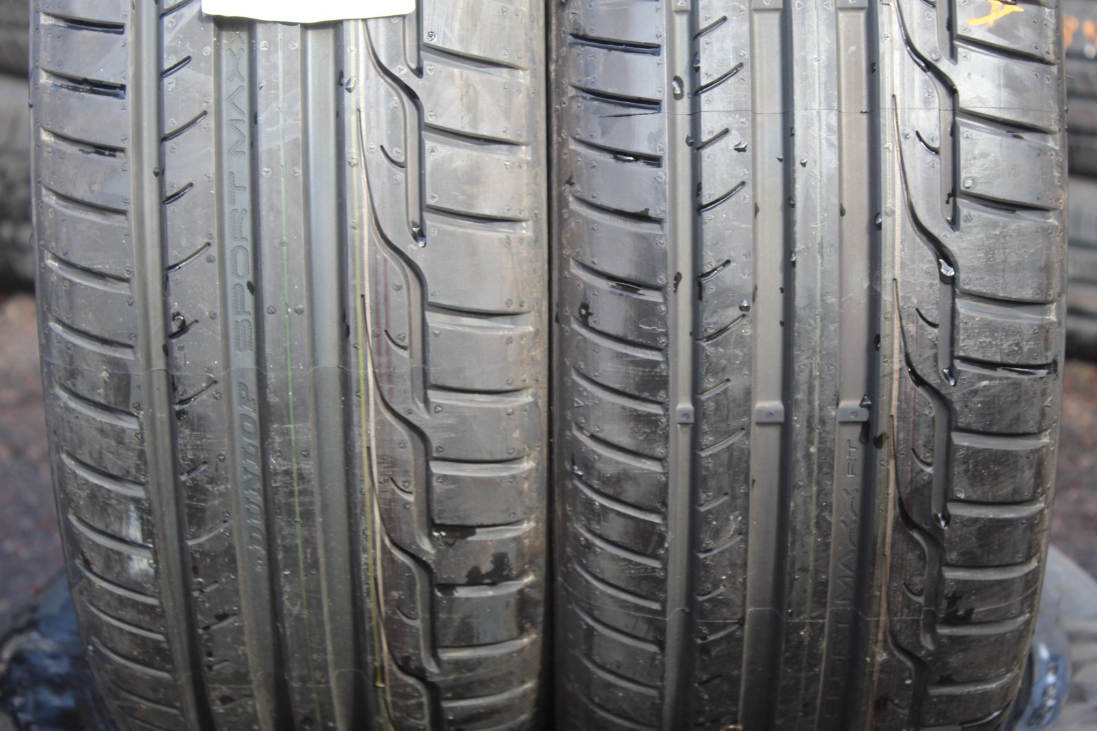 New 205 45 16 Dunlop, Sport Maxx RT, 83W, x1 Tyre (F1_tyres) FOD L3788