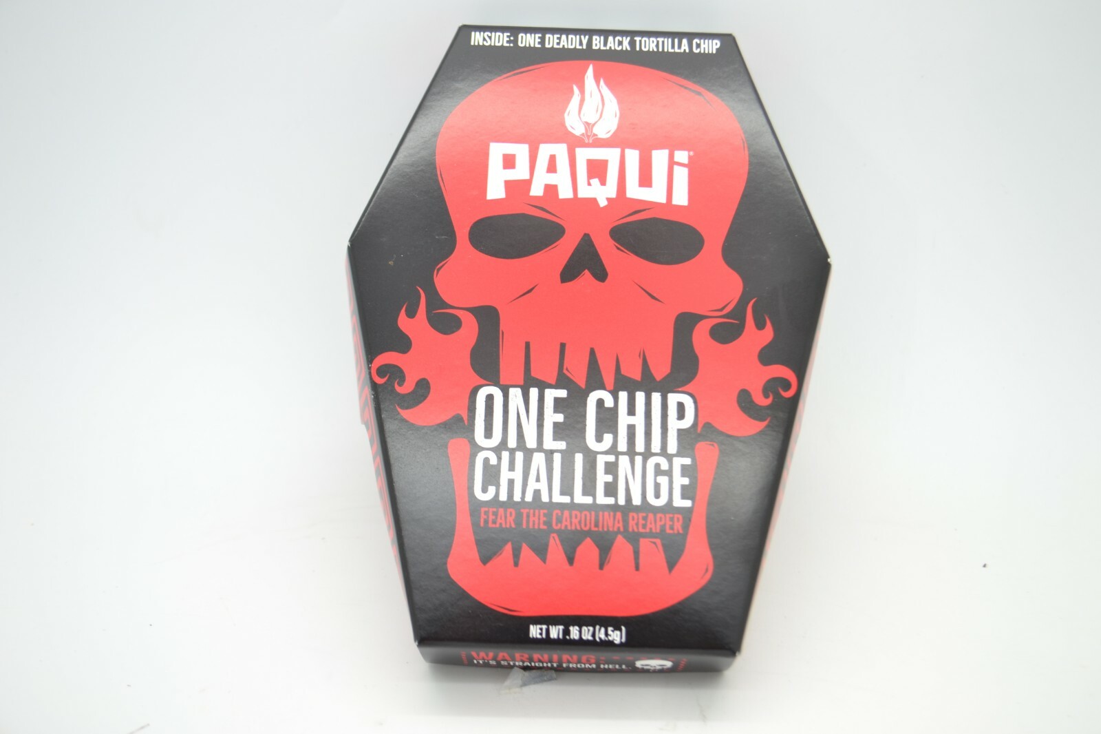 Острый чипс paqui. One chips челлендж. Хот челлендж чипсы. Хот челлендж чипсы. Острый чипс paqui.