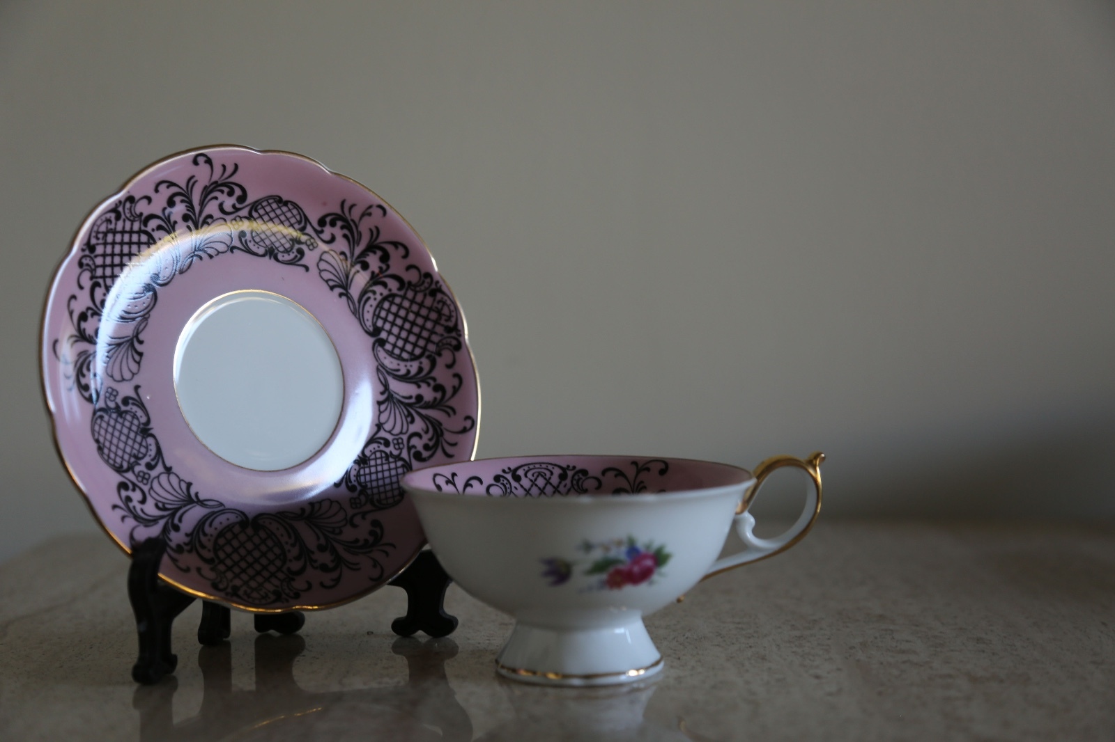 Vintage Royal Bayreuth dusty rose cabinet tea cup &saucer (66)