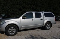 2014 Nissan Navara Double Cab Pick Up Visia 2.5dCi 144 4WD PICK UP DIESEL Manual
