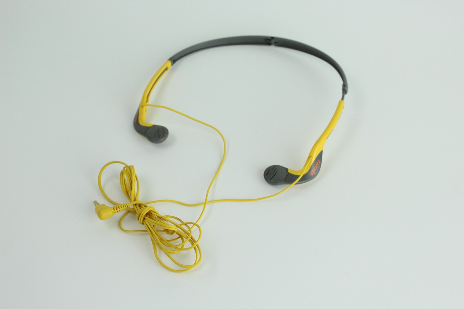 ソニー SONY MDR-A30 イエロー 折り畳みイヤホン SONY MDR-A30 SPORTS