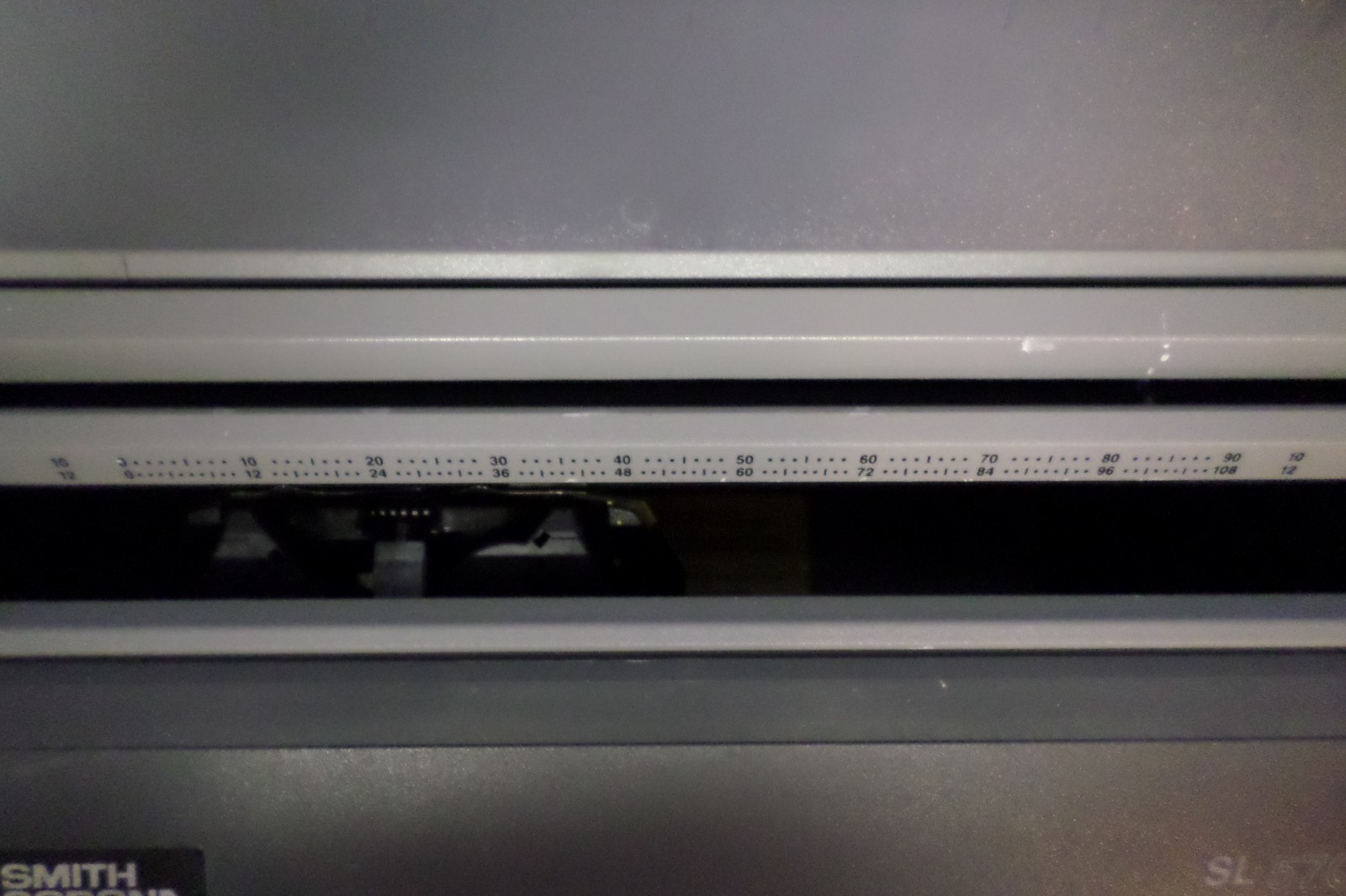 Smith Corona SL570 Typewriter Lot#6-0250