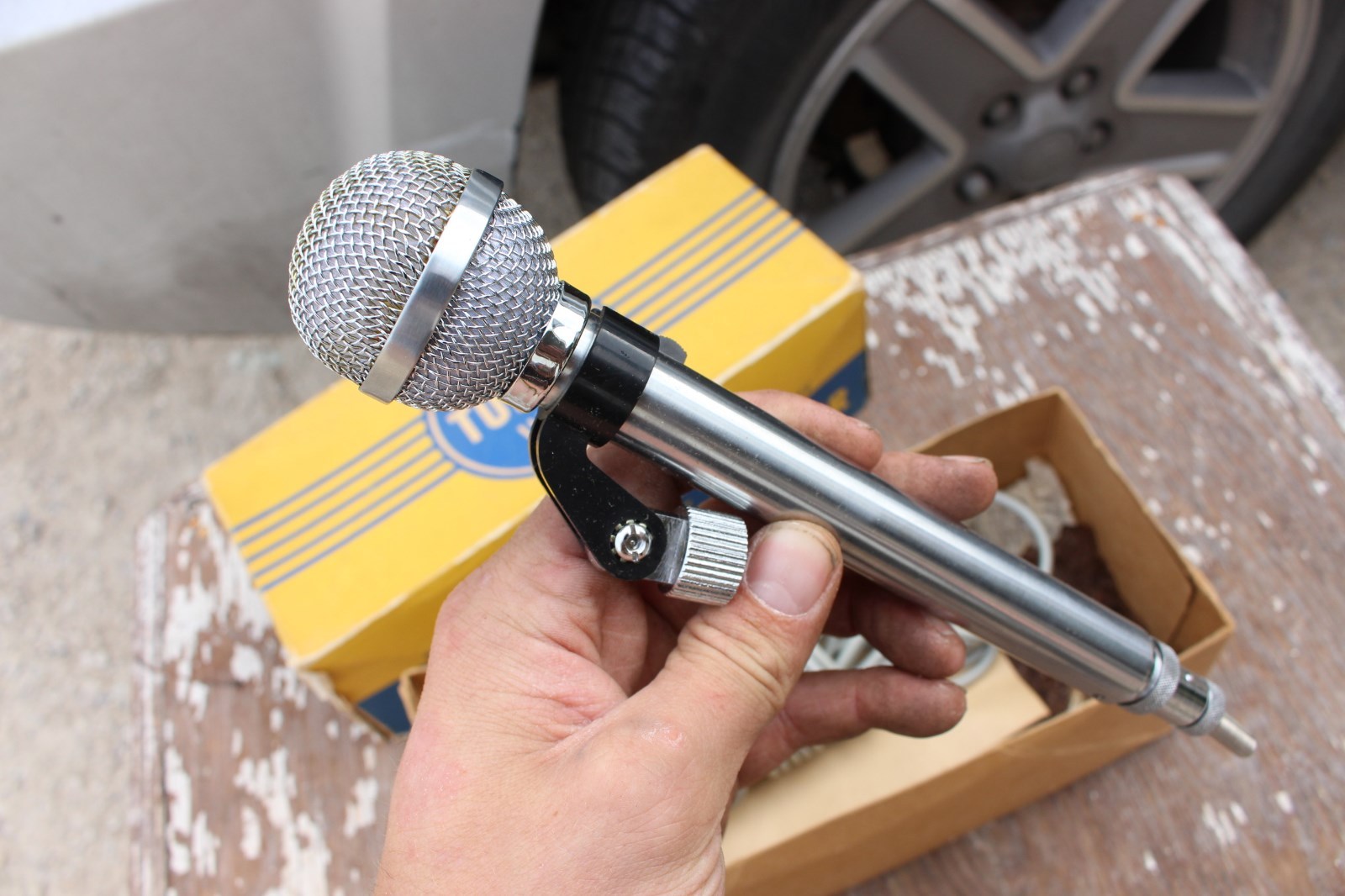 Vintage TURNER Chrome Microphone Model Crystal 80X 7 Foot Cord USA Music Record