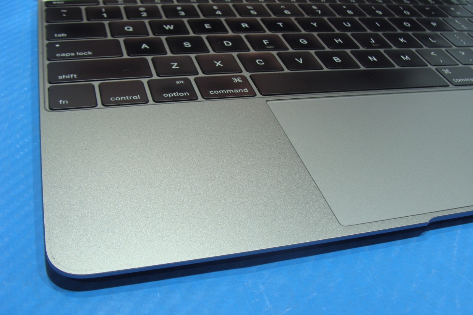 Apple MacBook 12" (Early 2016) M5-6Y54 1.2GHz 8GB 512GB SSD Space Gray - Thumbnail 5