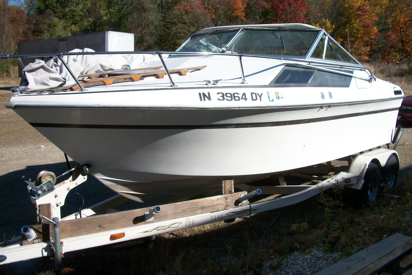 1978 Classic Sunlounger 211. EZ Loader trailer.
