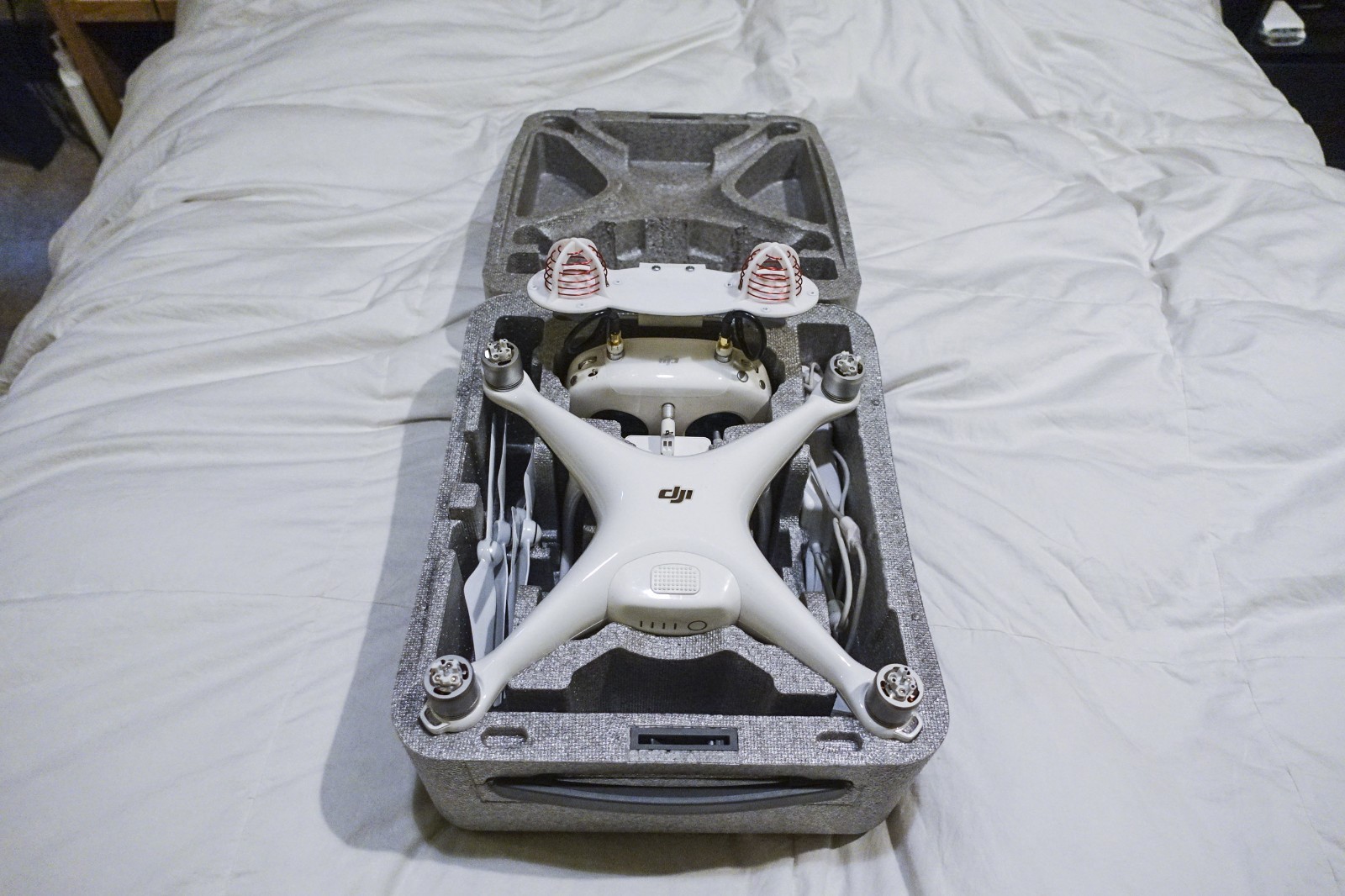 dji phantom 4 quadcopter drone with updgraded long range remote!