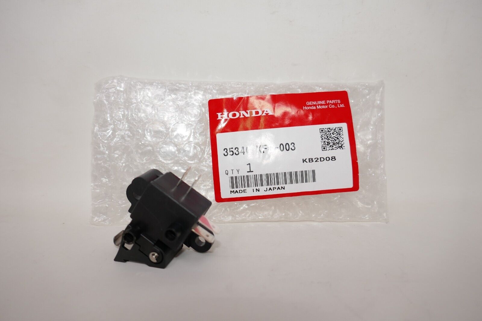 OEM Honda Front Stop Switch 35340-KFG-003 FSC600 NSS300 Silverwing 2002-2016 OEM Honda Front Stop Switch 35340-KFG-003 FSC600 NSS300 Silverwing 2002-2016