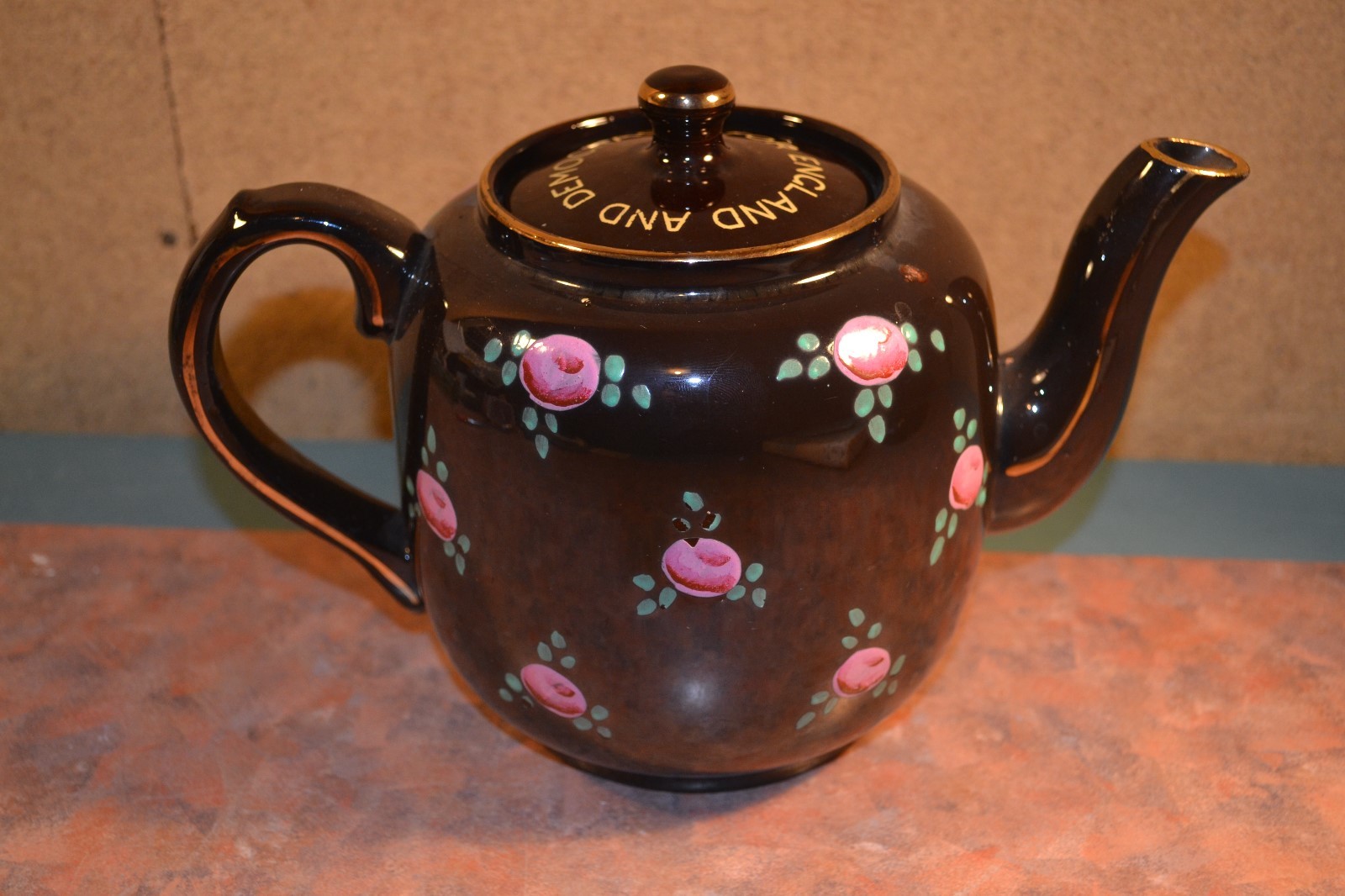 World War II Teapot Escorted to USA by Royal Navy For England and Democracy