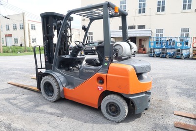 2012' Toyota 8FGU25, 5,000# Pneumatic Tire Forklift, LP Gas, QUAD mast 4 Way S/S