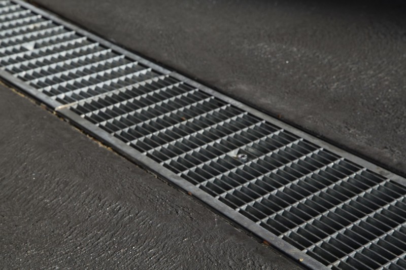 SAB Galvanised Heel Guard Stormwater driveway Grated Drain Channel