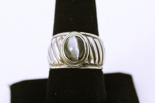 925 Sterling Silver Size 10 Black Cat Eye Wide Ribbed Band 925 Sterling Silver Size 10 Black Cat Eye Wide Ribbed Band
