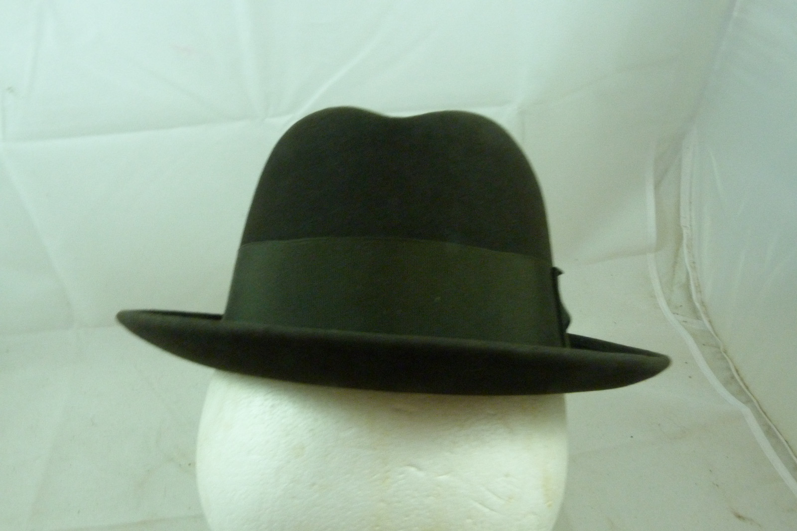 Vintage Dobbs Fifth Avenue Mens Brown Fedora Hat Derby Cap Feather