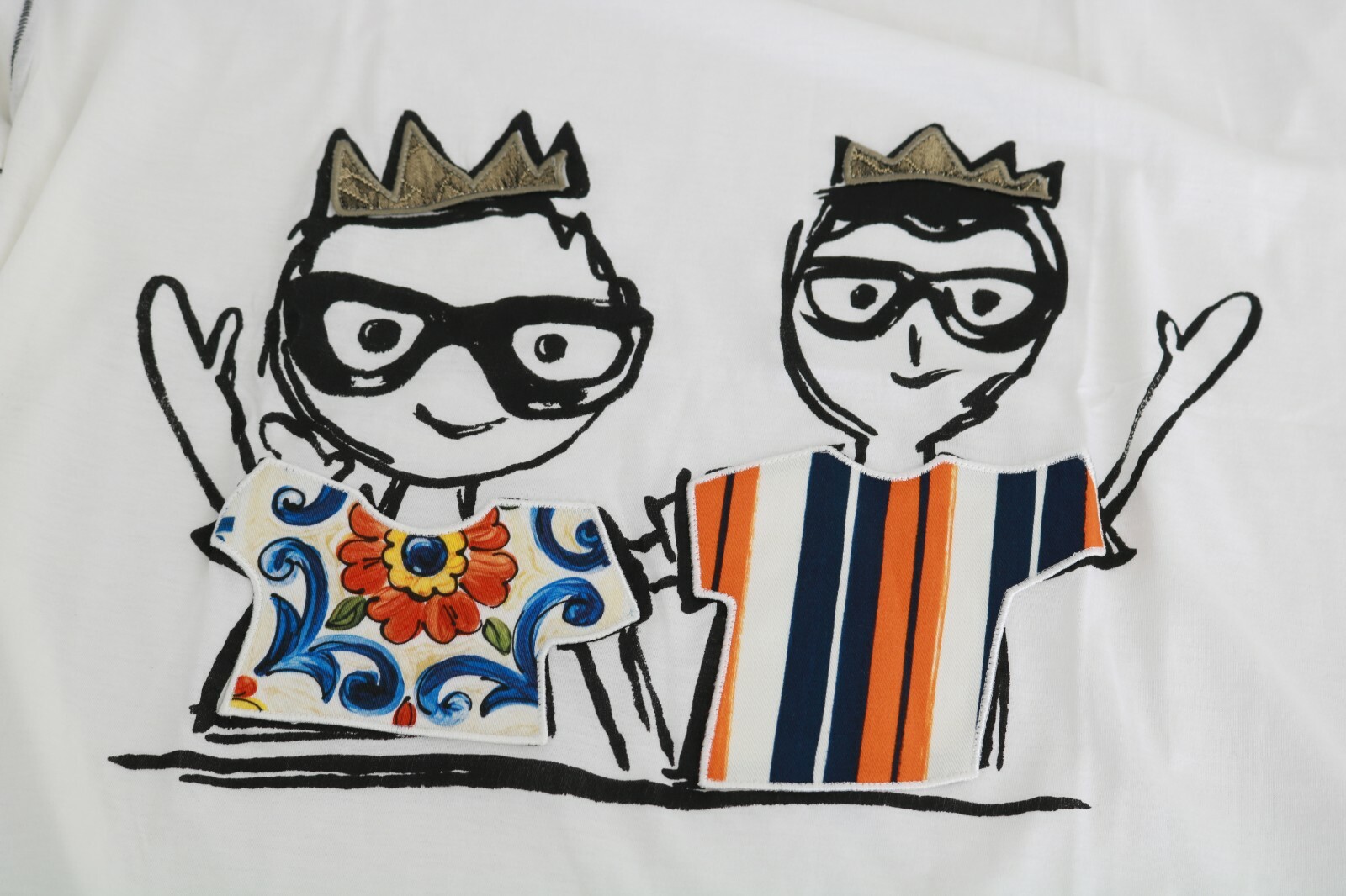 Pre-owned Dolce & Gabbana T-shirt Cotton White Men Print Dgfamily It44/ Us34/ Xs Rrp $750