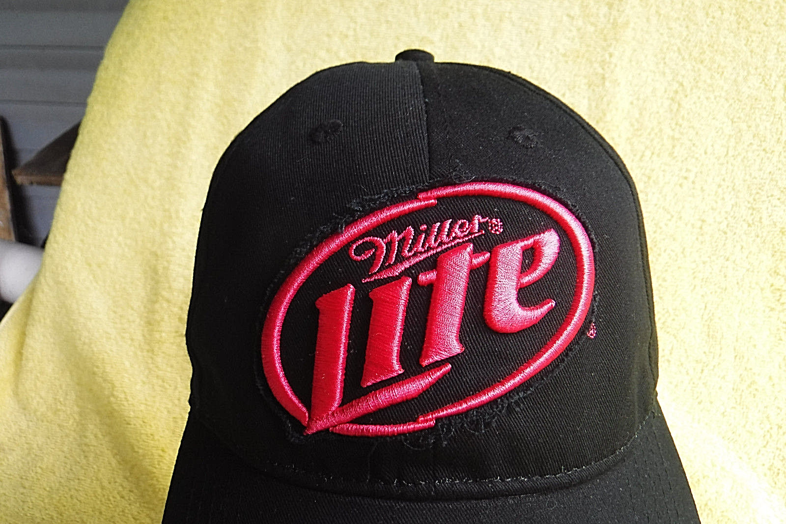 NEW W/ TAGS! WOMEN'S NEON PINK/BLACK RIPPED PATCH LOOK MILLER LITE CAP HAT!