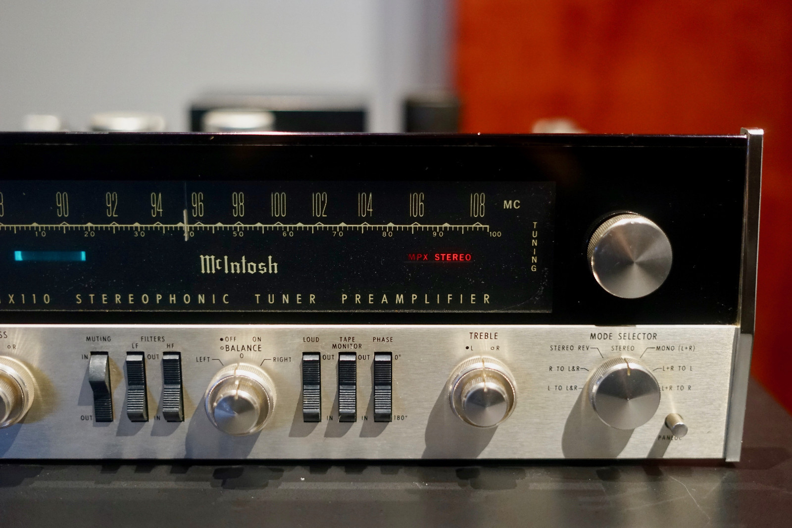 Vintage McIntosh MX110Z Vacuum Tube Stereo FM Tuner Preamplifier LATE Refurbed