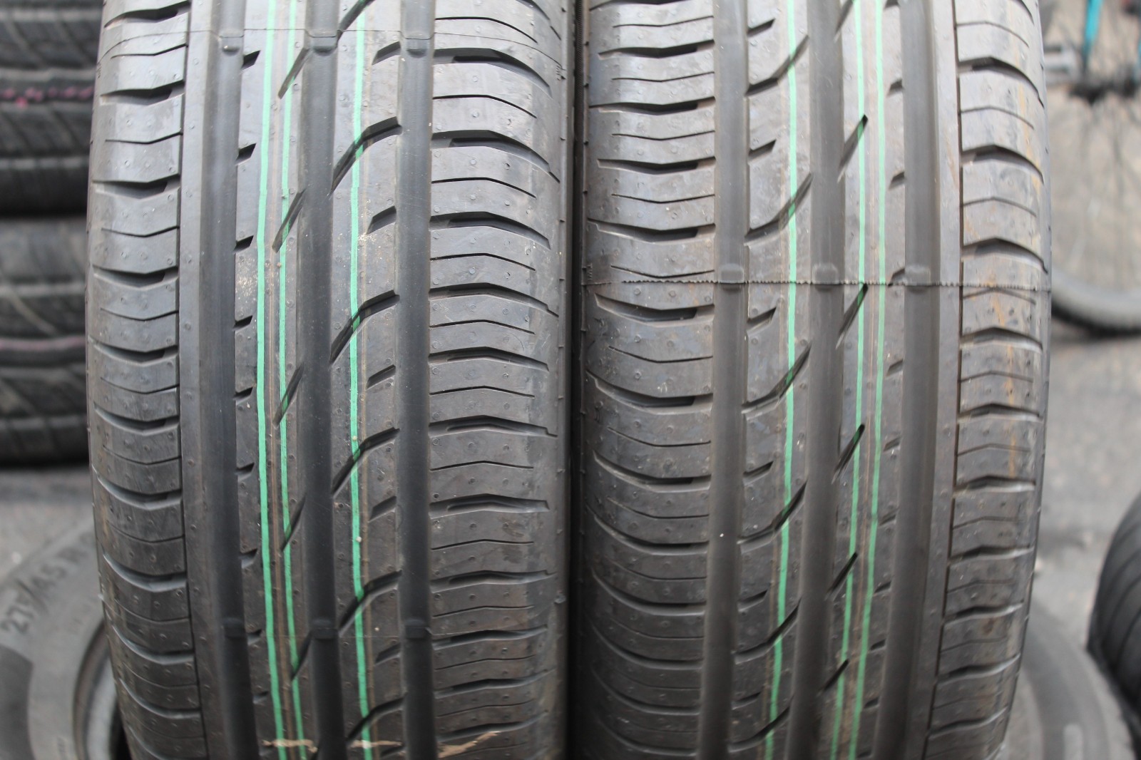 New 205 60 16 Continental, CPC 2, XL, C-Seal, 96H, x1 Tyre (F1_tyres) L3683
