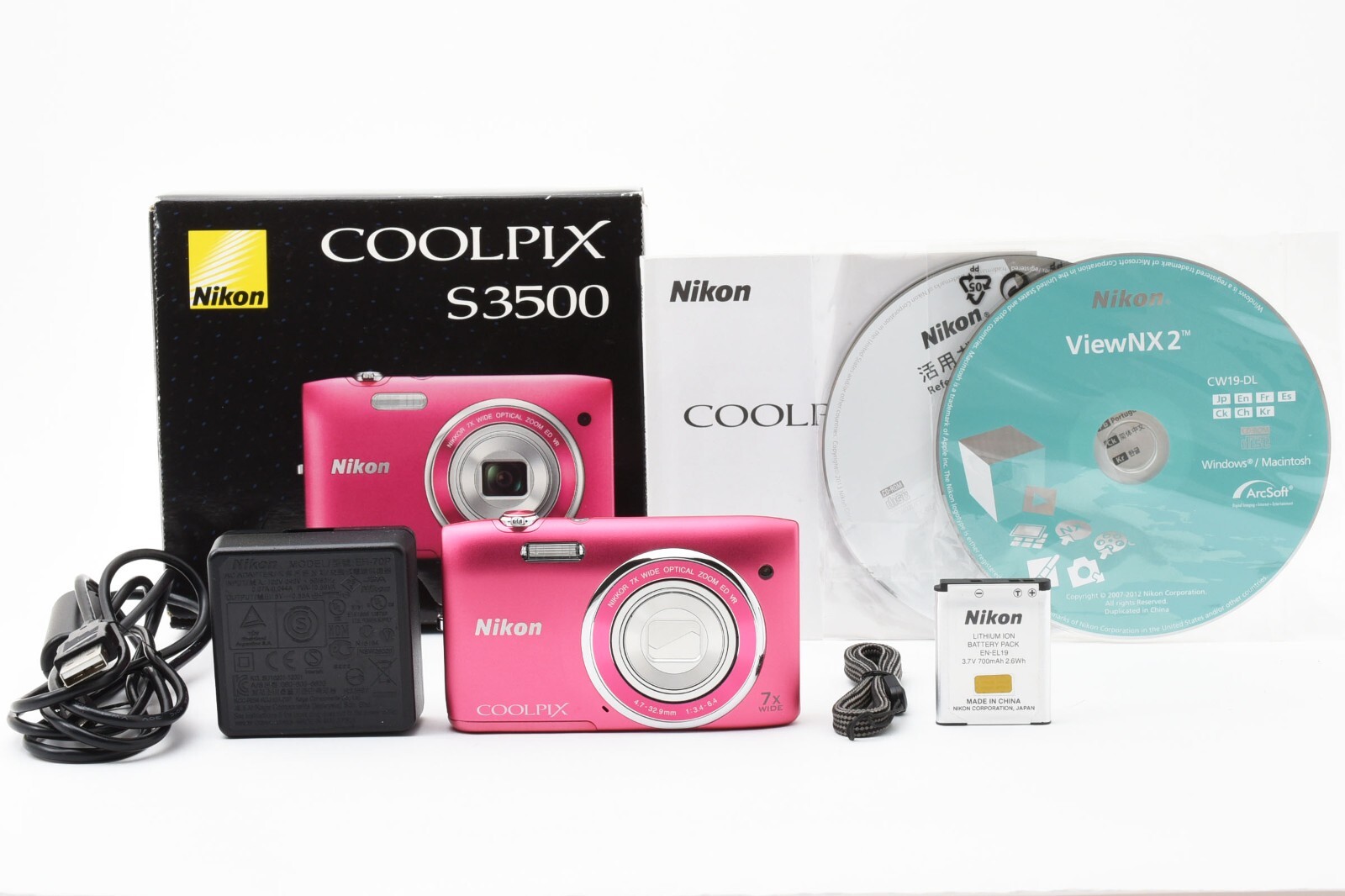 NIKON COOLPIX S3500　ピンク Nikon Coolpix S3500 Compact Digital Camera - Pink (20MP, 7x