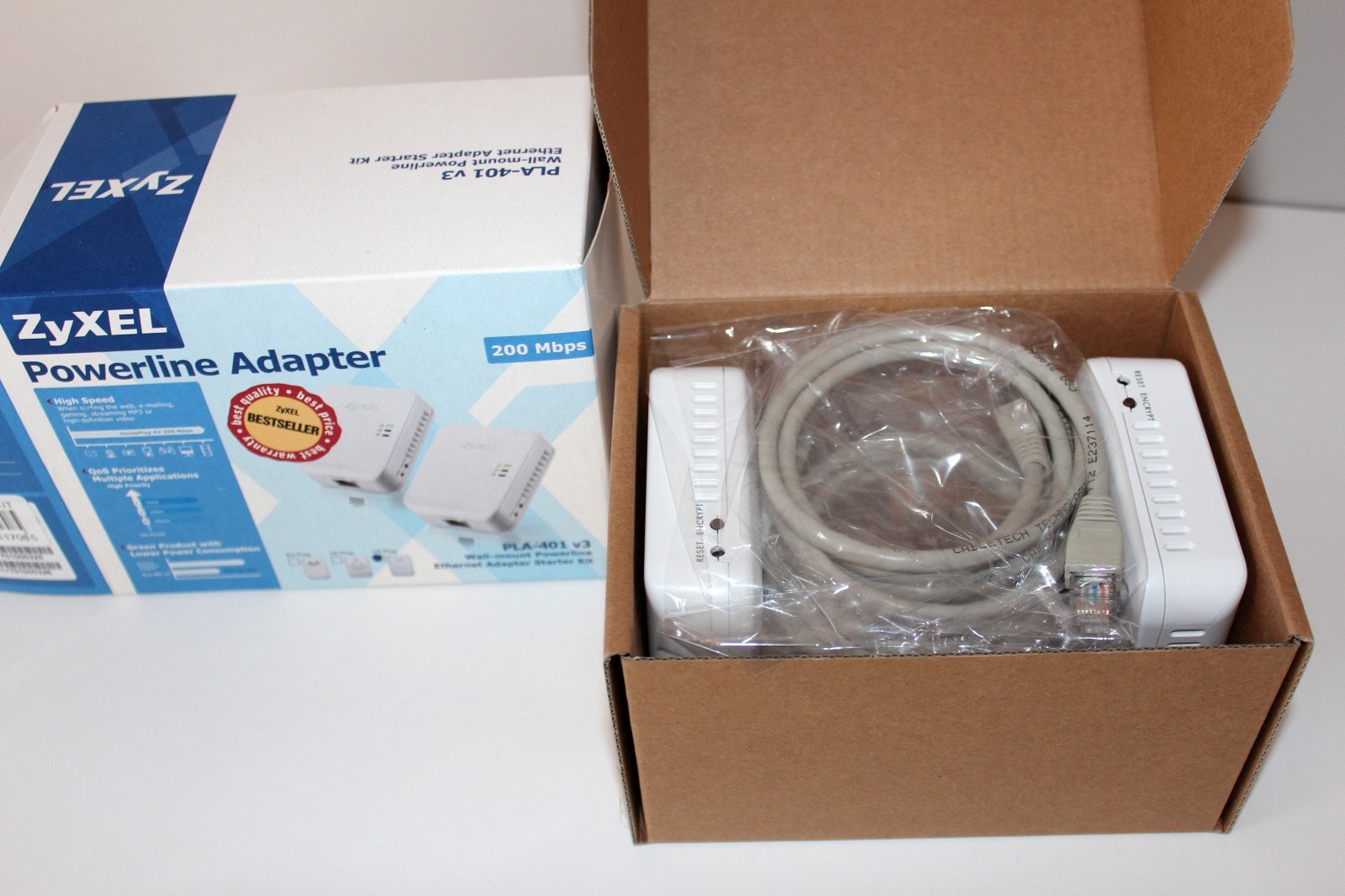 ZyXEL PLA-401 v3 Wall-mount Powerline Computer Ethernet Adapter 200 Mbps NIB