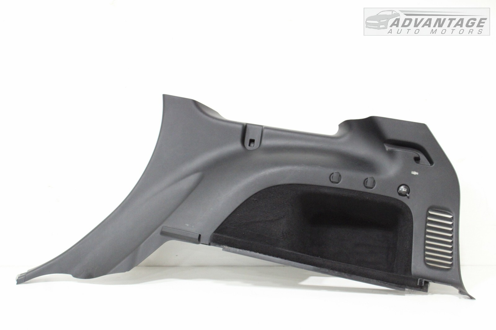 2014-2021 JEEP GRAND CHEROKEE RIGHT TRUNK QUARTER PANEL TRIM