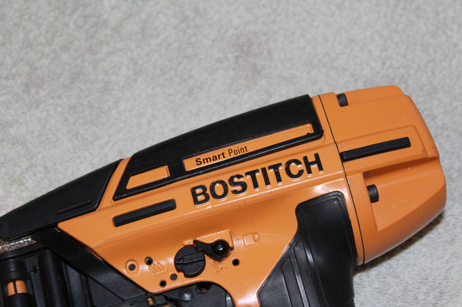 BOSTITCH BTFP12233 Smart Point 18GA Brad Nailer