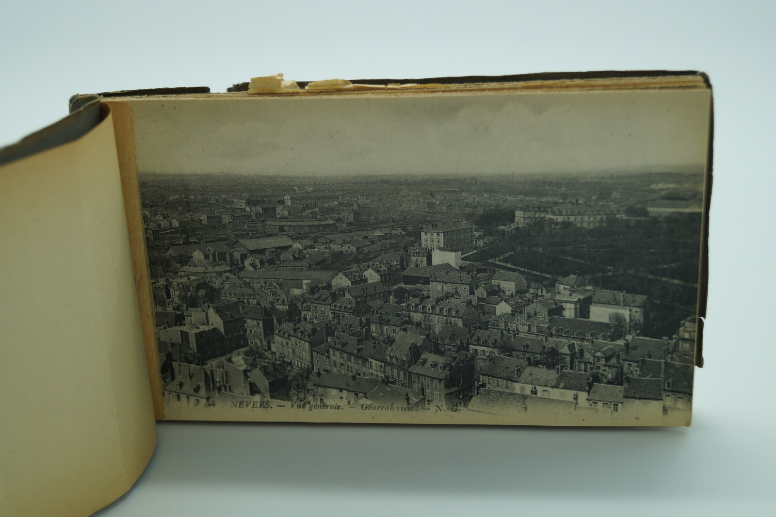 Nevers Book of 12 Unused French Postcards Photos