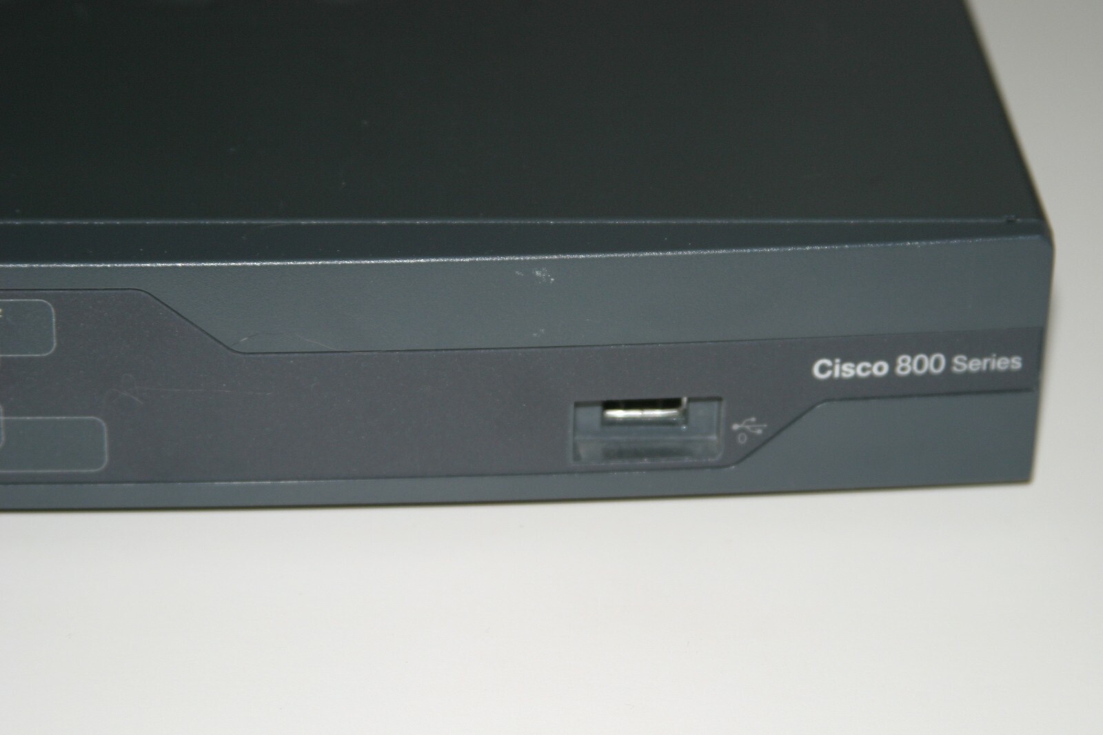 Cisco 881W 4-Port 10/100 Wireless N Router (C881W-GN-A-K9)