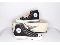 chuck taylor youth
