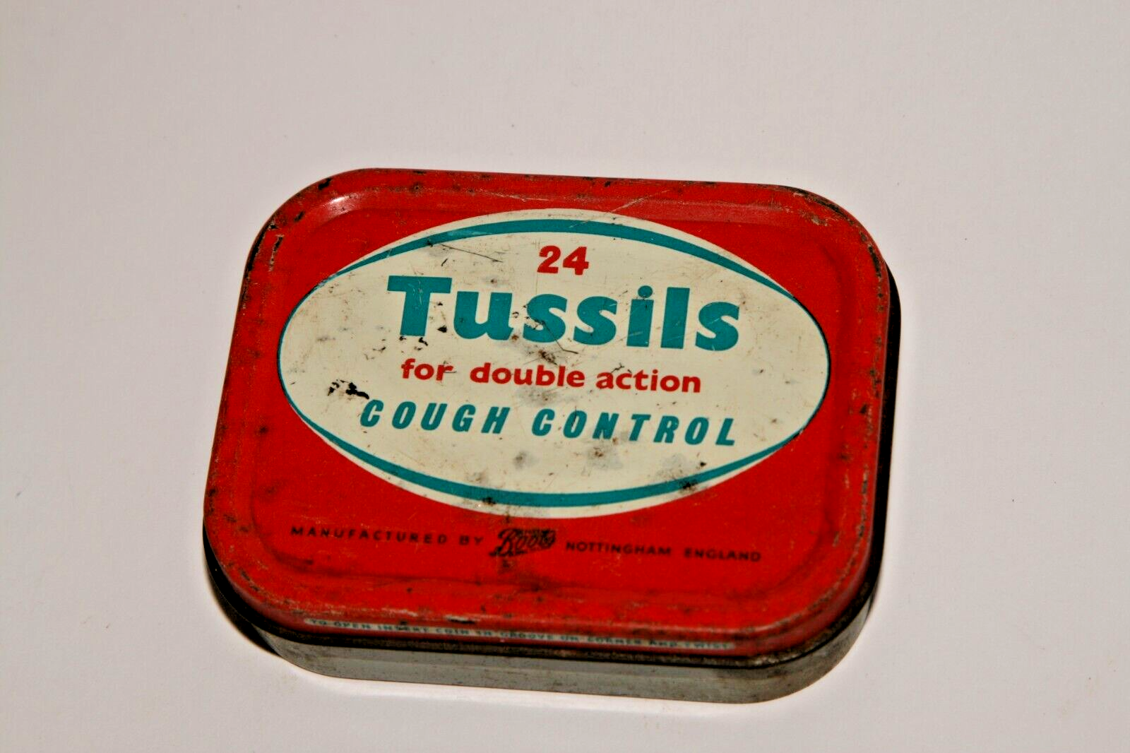 Vintage Boots Tussils cough lozenges empty tin Collectable