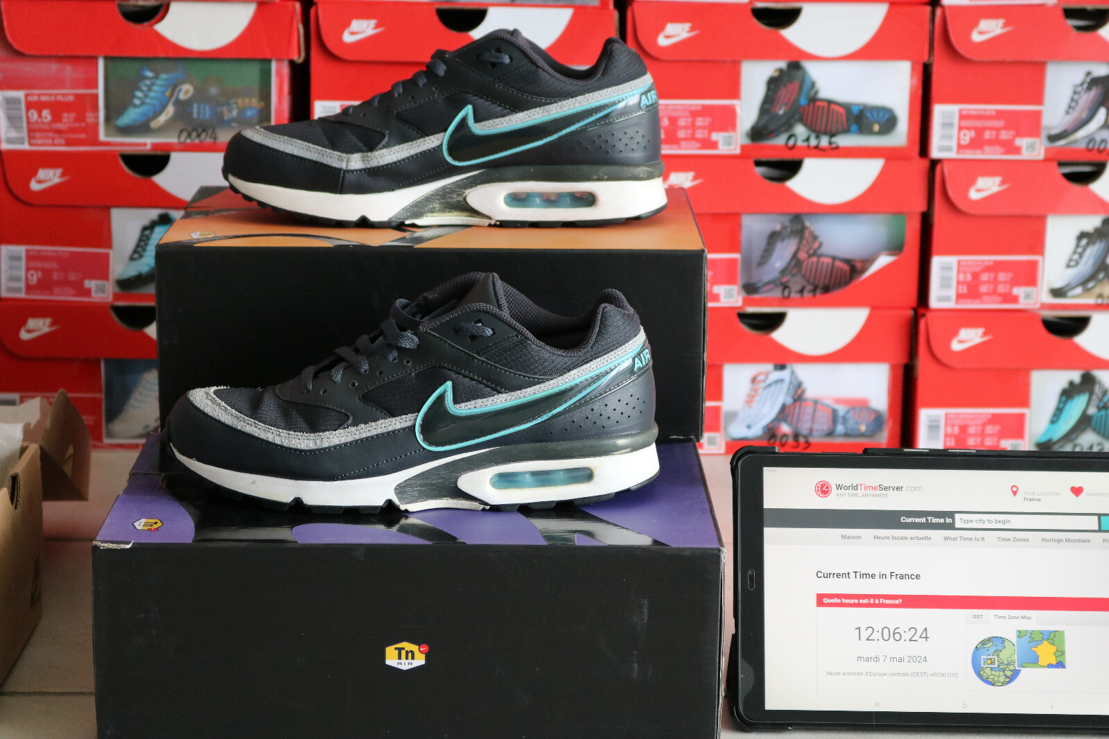 air max big window