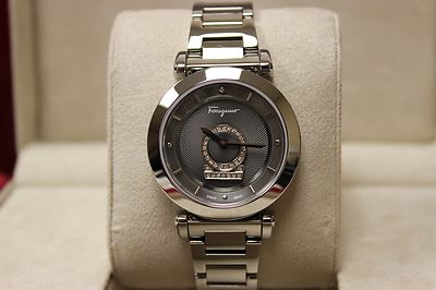 Pre-owned Ferragamo Salvatore  Women's Fq4070013 Minuetto Rotating Gancino Diamond Watch In Dim Gray