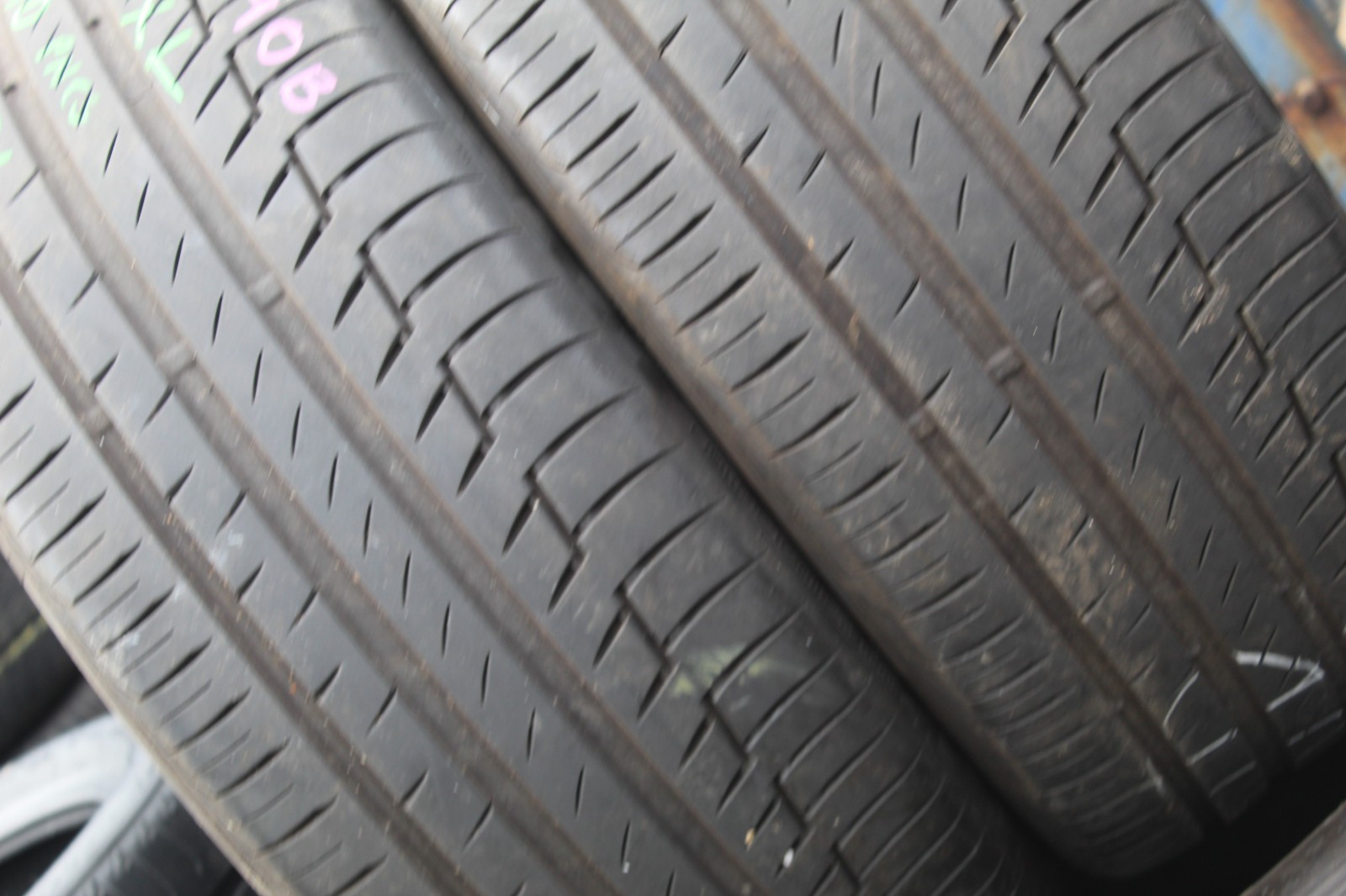 245 40 20 Continental, PC 6, XL, CSilent, 99V, x2 A Pair 6.0mm (F1_tyres) L3890