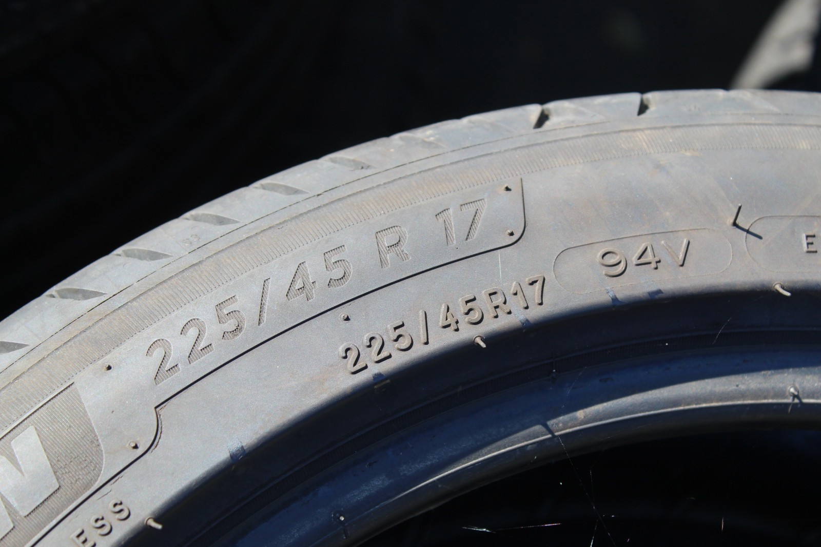 225 45 17 Micheli, Primacy 4, XL, 94V, x2 A Pair 5.2mm (F1_tyres) L3725